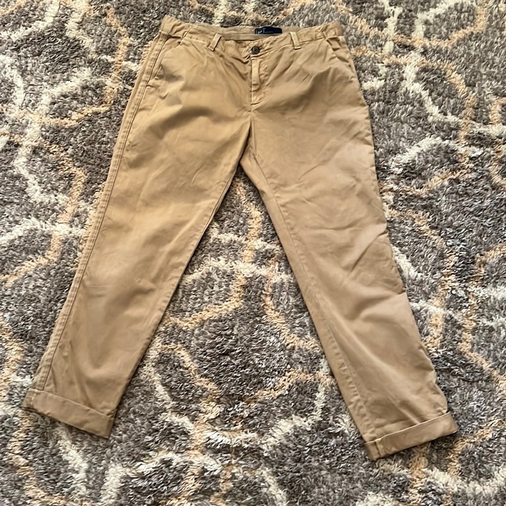 GAP chinos